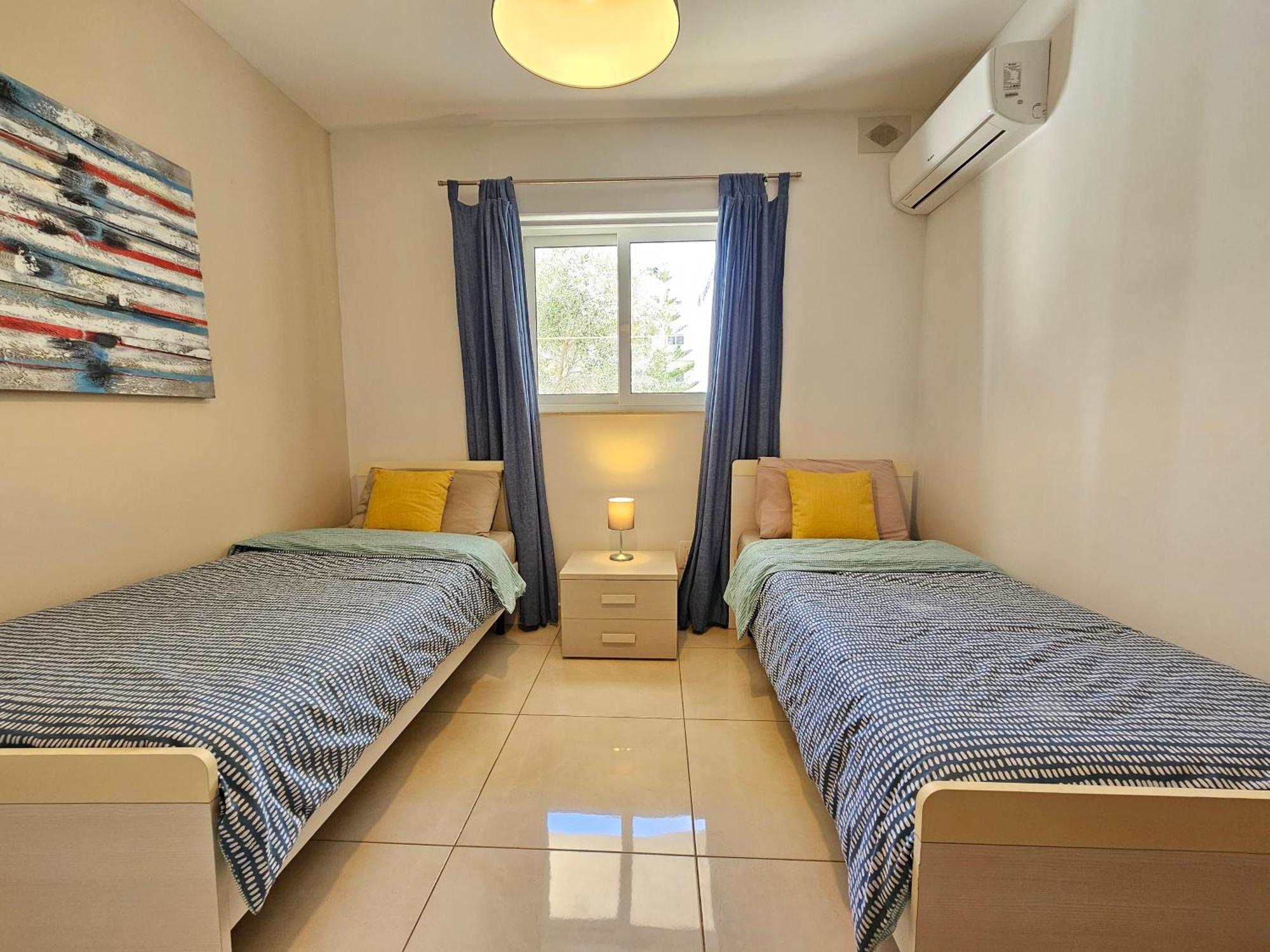 Sealine Apartment Сейнт Полс Бей Екстериор снимка