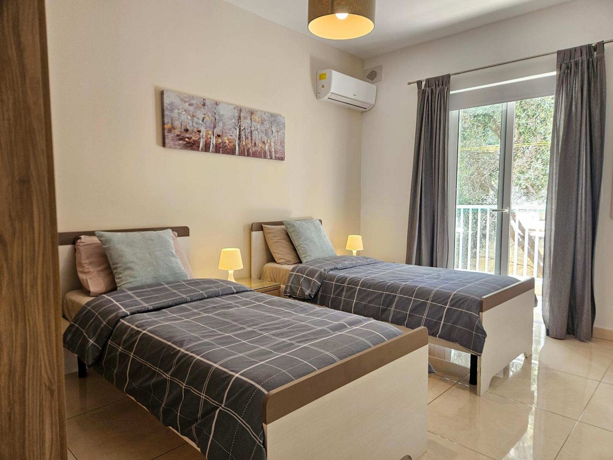 Sealine Apartment Сейнт Полс Бей Екстериор снимка
